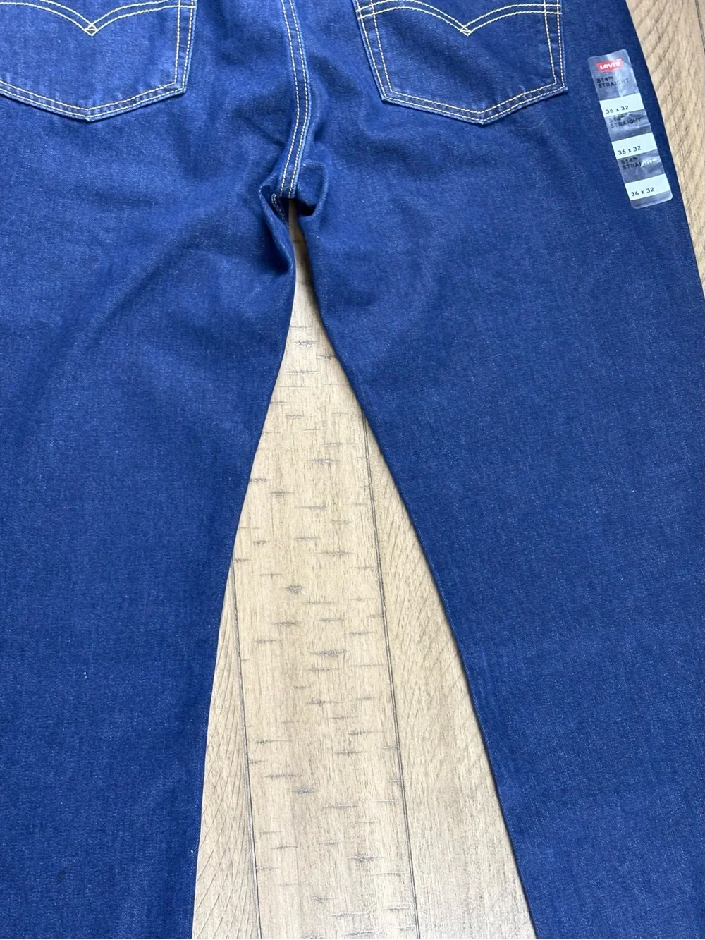 Levis jeans durable pocket